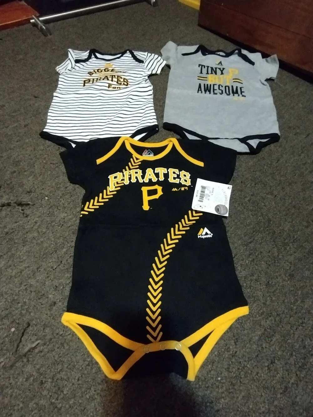 NBL Authentic Merchandise Baby Pirates One-Piece Bodysuit 3-Piece Set Size 24M